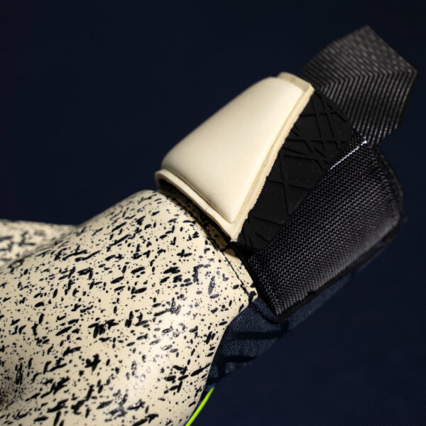 Uhlsport - Prediction Supergrip+ Finger Surround